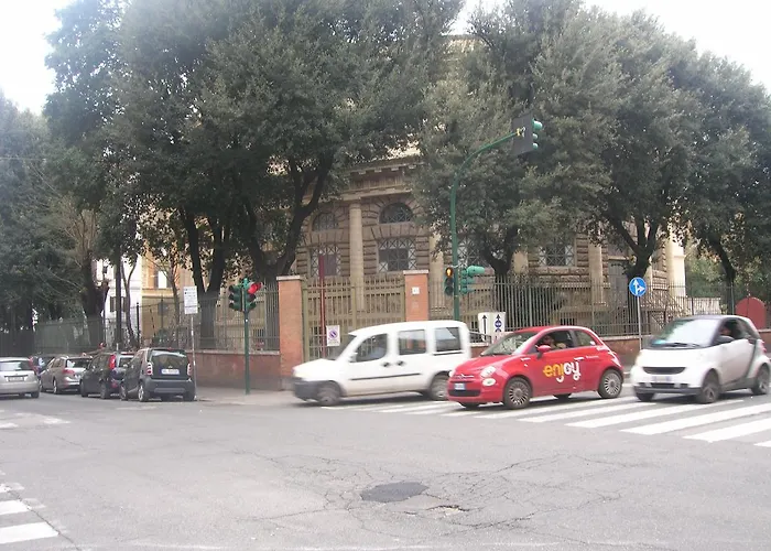 Qindajie House